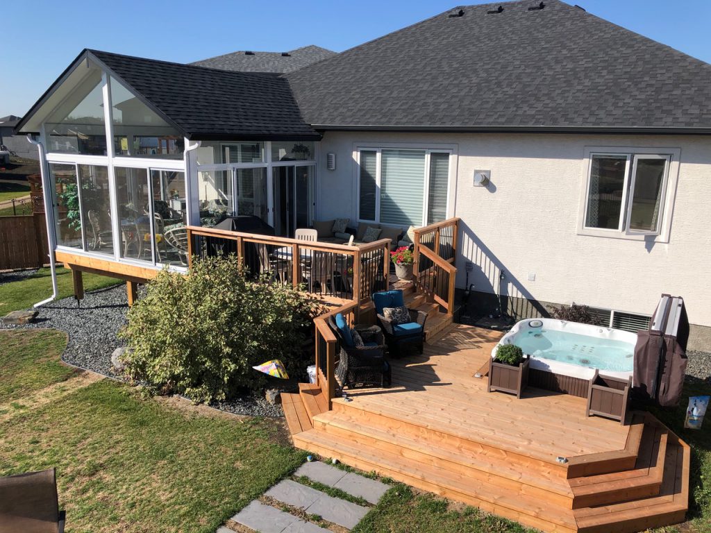 Gable sunroom & large side deck