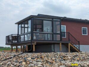 Black studio sunroom Notre dame de Lourdes , Manitoba 5
