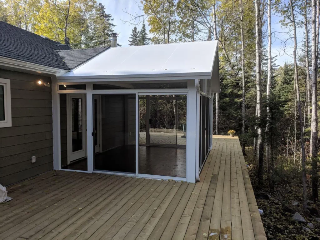 White Gable Studio Sunroom by SunCo in Manigatogan, Manitoba