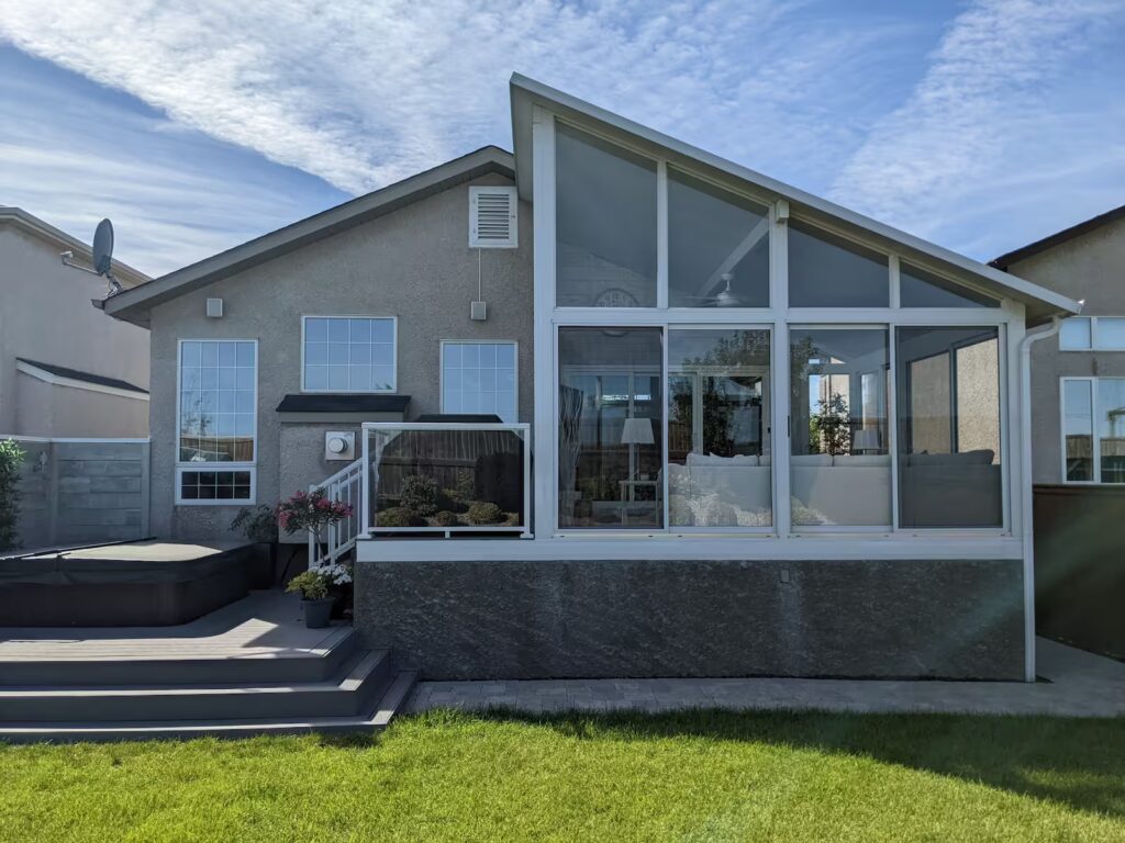 white studio sunroom by SunCo in Island Lakes, Winnipeg