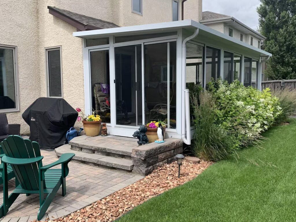 white studio sunroom by SunCo in Southdale, Winnipeg